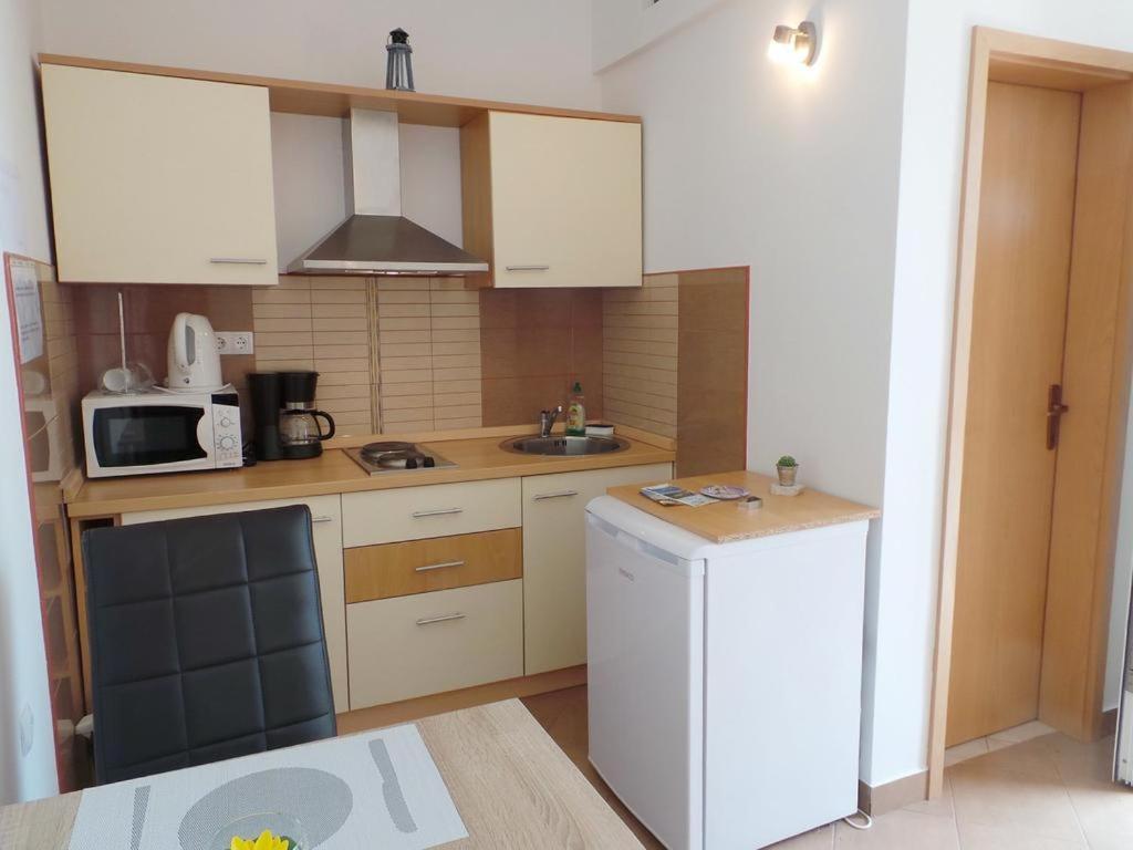 Marino Apartment Seget Vranjica Exterior photo