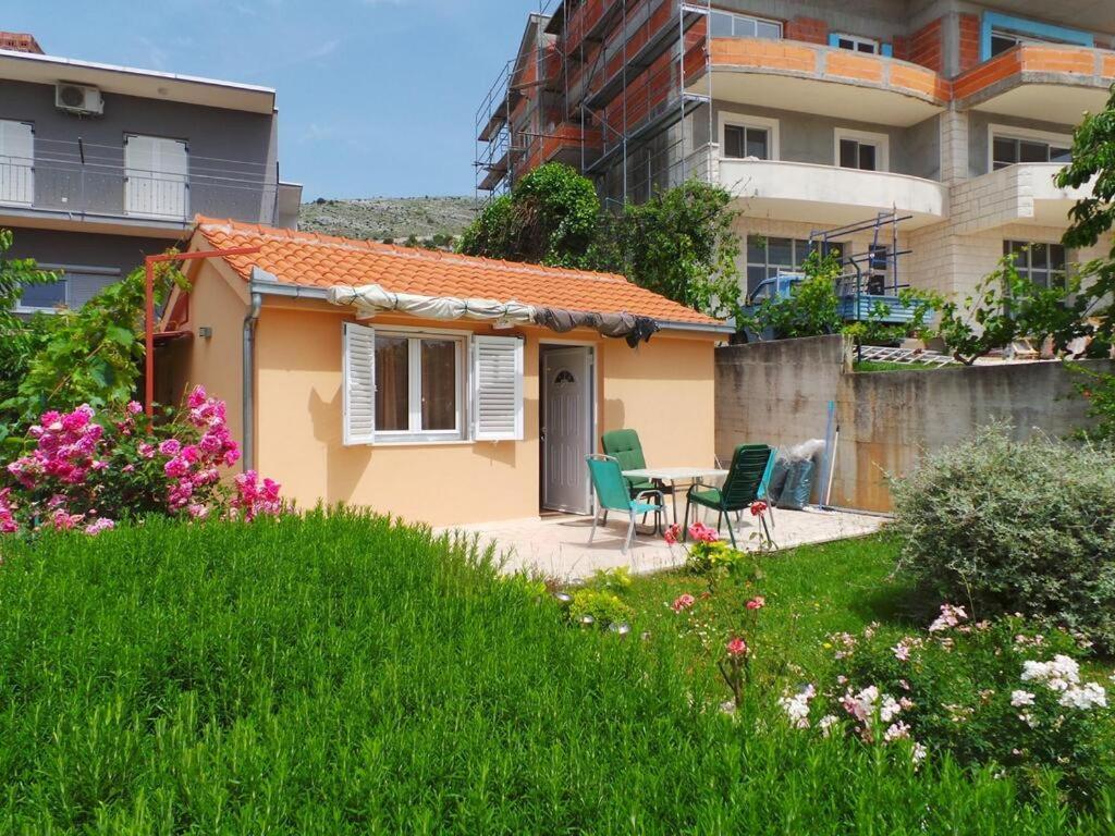 Marino Apartment Seget Vranjica Exterior photo